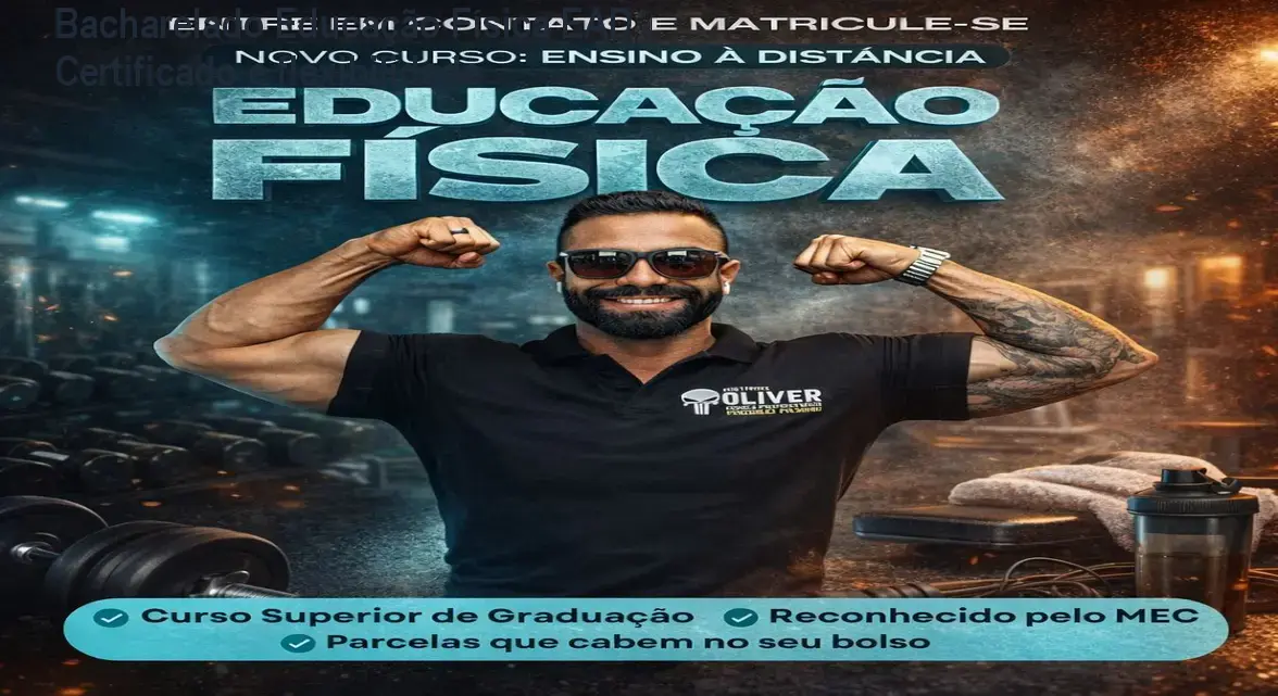 Estudante assistindo aula online de Educação Física EAD com certificado reconhecido, aproveitando flexibilidade de horário