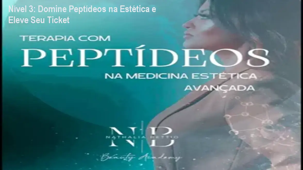 Profissional de estética aplicando protocolos avançados de peptídeos aprendidos no curso da Dra. Nathalia Bettio